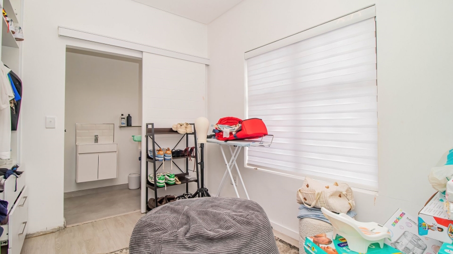 4 Bedroom Property for Sale in Sandown Western Cape